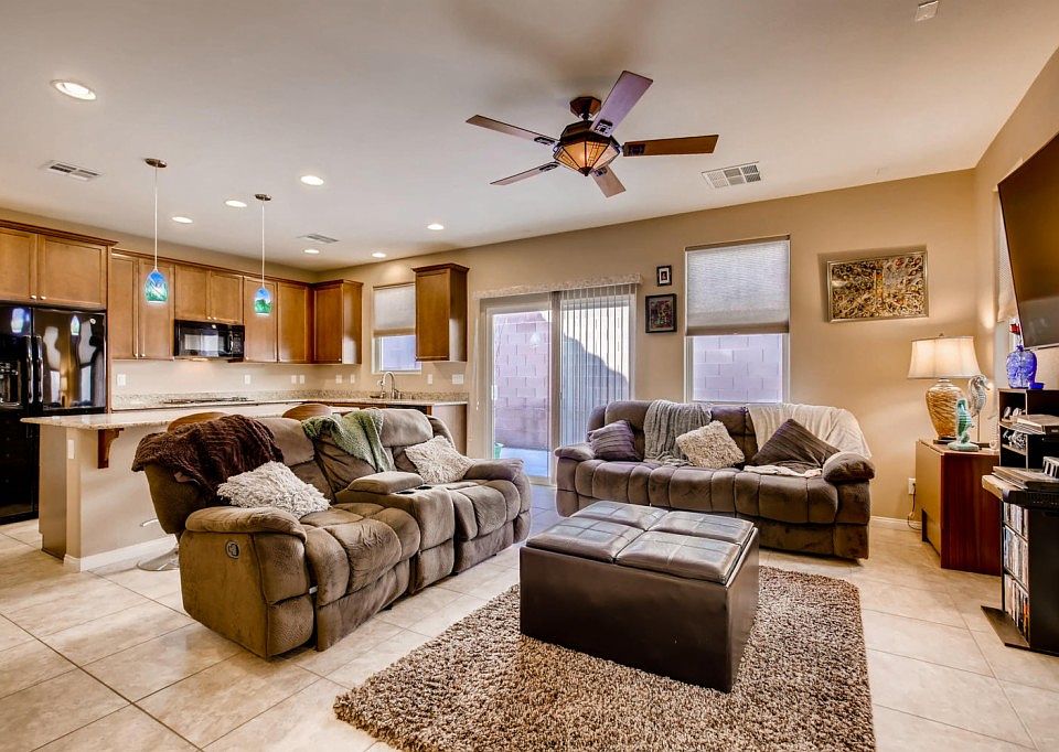1st image of 5665 Primrose Peak Ct