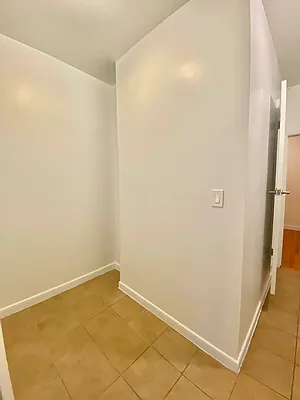 Rented by Waverly Realty Associates | media 4