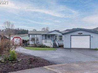 186 Rainbow Ct, Sutherlin, OR 97479