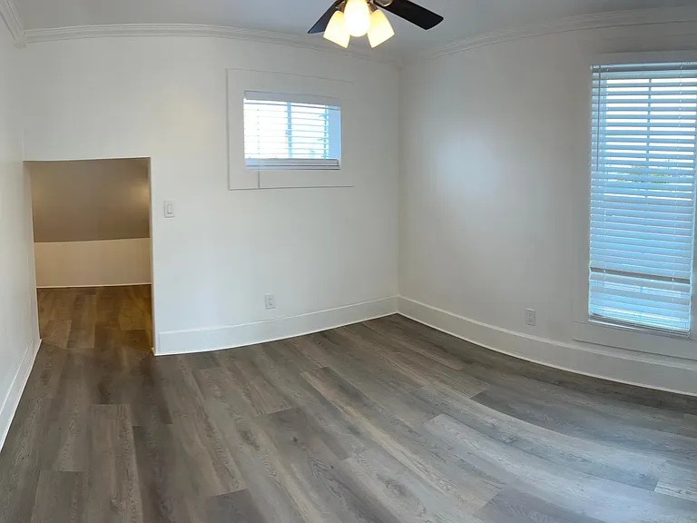 3019 Logan Ave #C — Photo 4