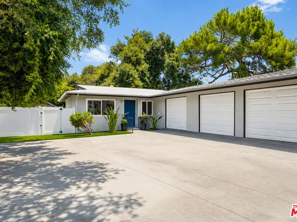 1832 N Summit Ave, Pasadena, CA 91103