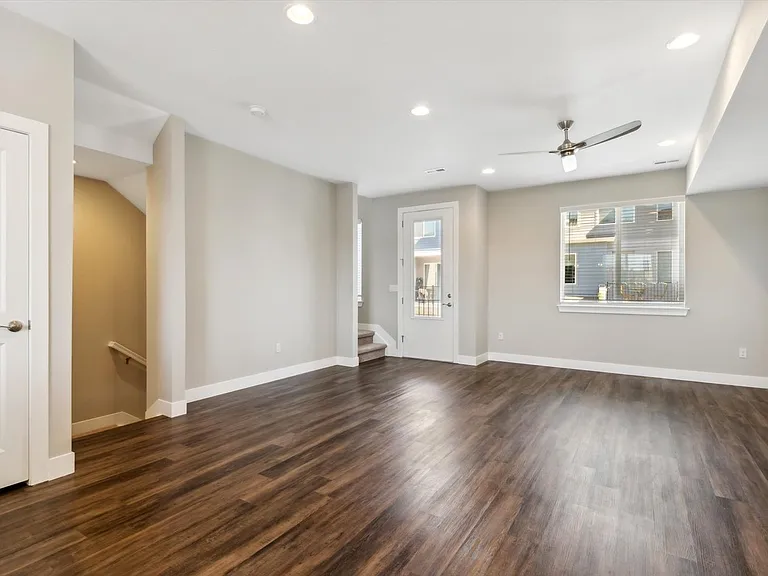 Creekline Townhomes — Photo 41