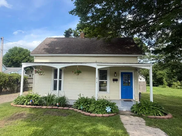 215 N Centerville Rd, Sturgis, MI 49091
