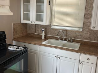 29 Spokane Dr, Pontiac, MI 48341