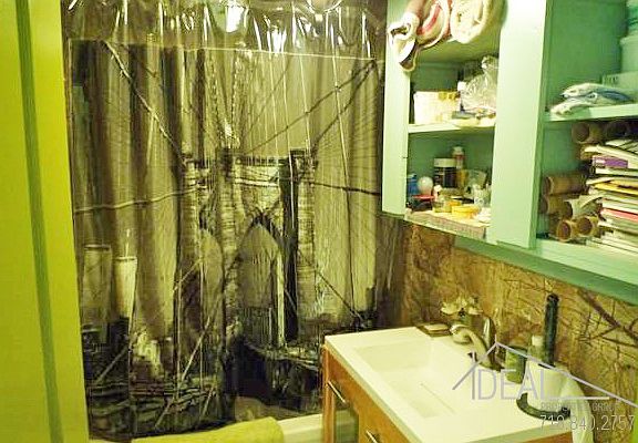 4th image of 671 Franklin Ave #1