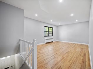 73-25 220th Street #137A2, Oakland Gardens, NY 11364