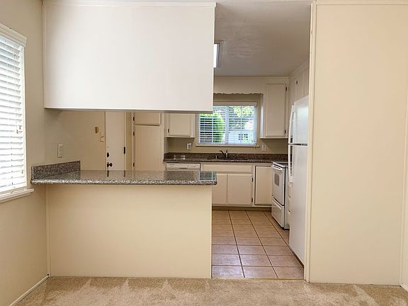 5th image of 1185 Myrtle Dr
