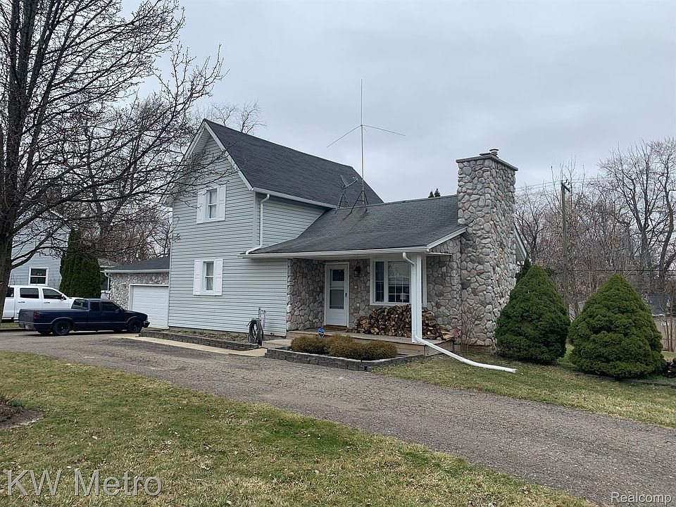 1st image of 945 Alan Dr