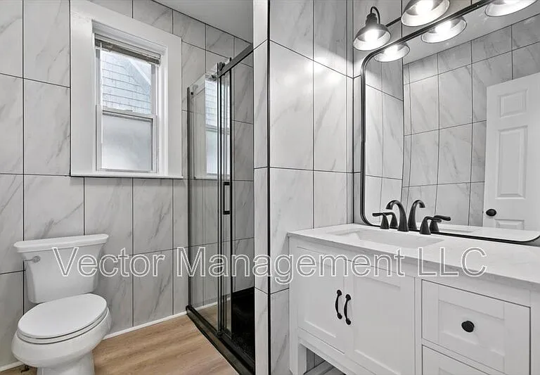 1476 Chapel St #301 — Photo 23