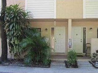 9274 NW 40th St, Coral Springs, FL 33065