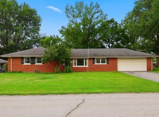 1600 Atlanta Dr, Lexington, KY 40505