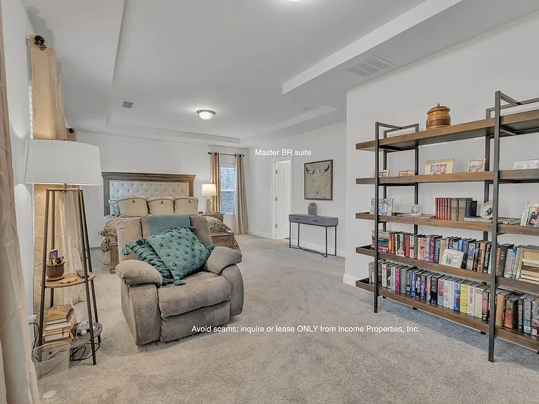 4937 Riverbank Dr — Photo 17