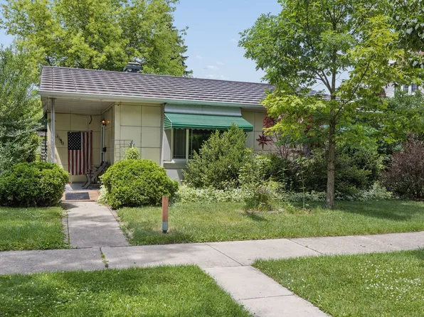 3930 Park Ave, Brookfield, IL 60513