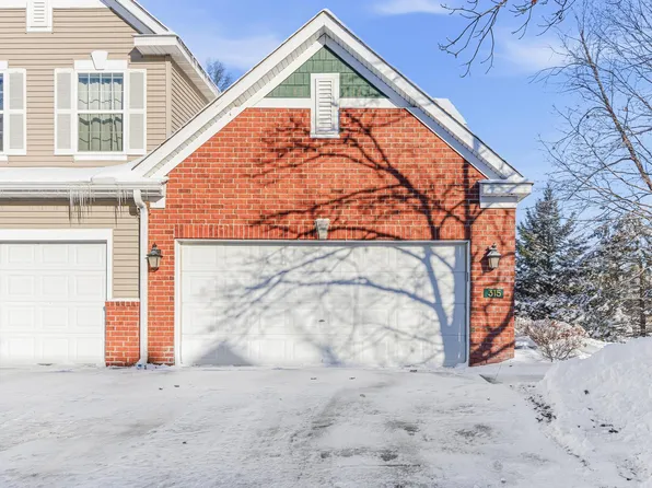 315 Heritage Trl, Circle Pines, MN 55014