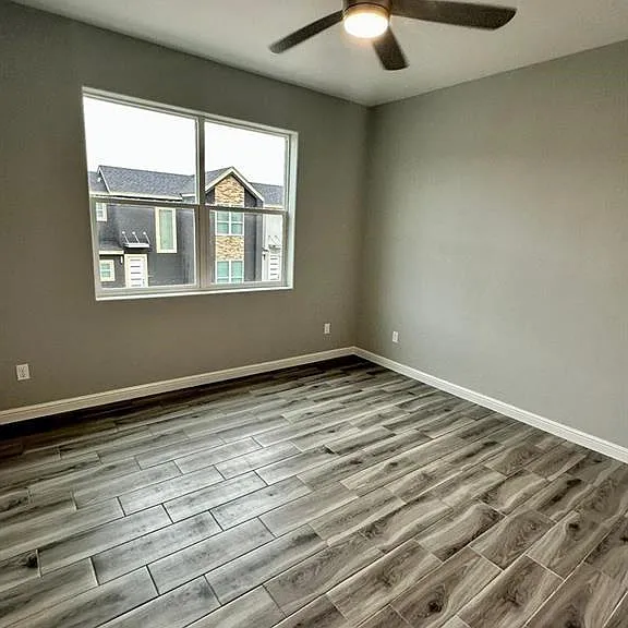 5402 N Crown Point — Photo 13