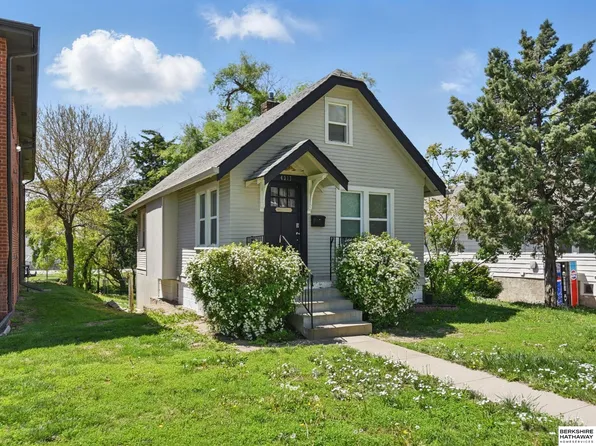 4317 Charles St, Omaha, NE 68131