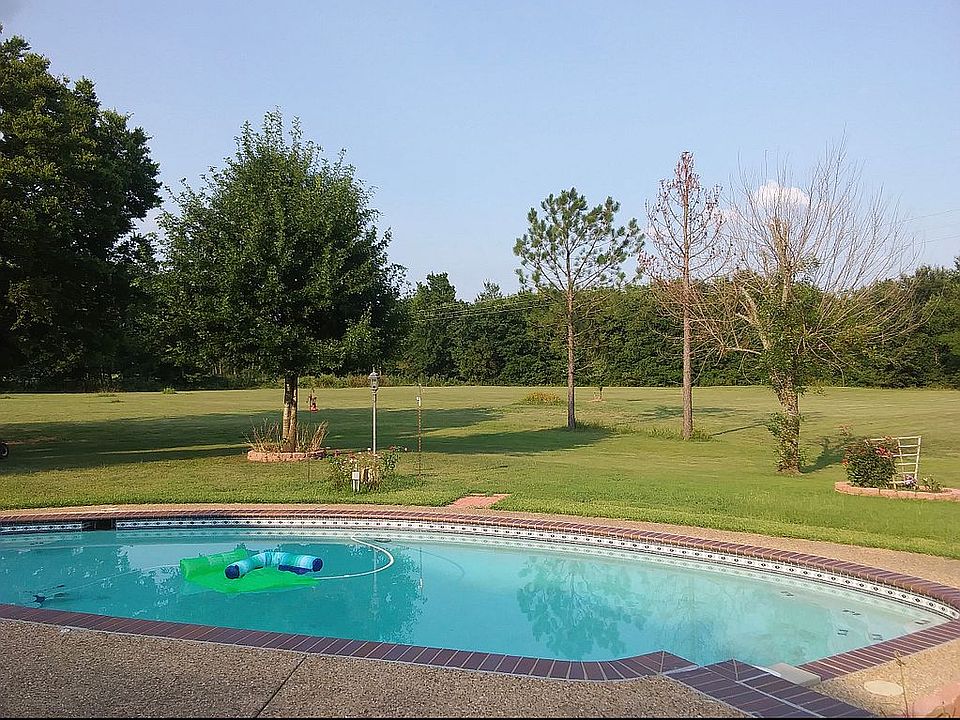 2nd image of 1655 Cobb Ranch Rd