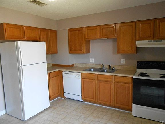 5th image of 672 S 72nd Ave APT C