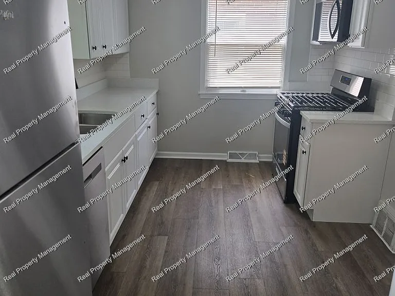 232 Gregory Ave — Photo 5