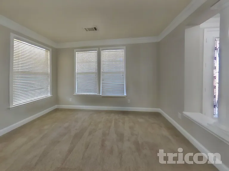 4316 Caveat Ct — Photo 5