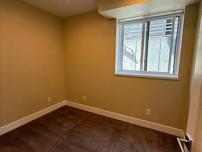 62 W Etruria St — Photo 16