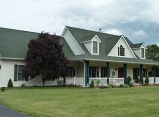 344 Cowpath Rd, Aliquippa, PA 15001