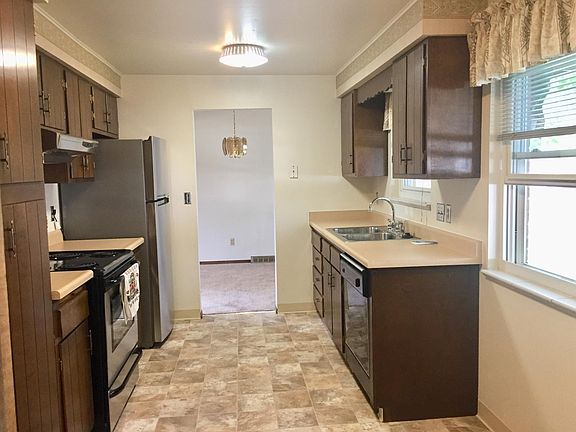 Kitchen with NewAppliances and New Counter Tops