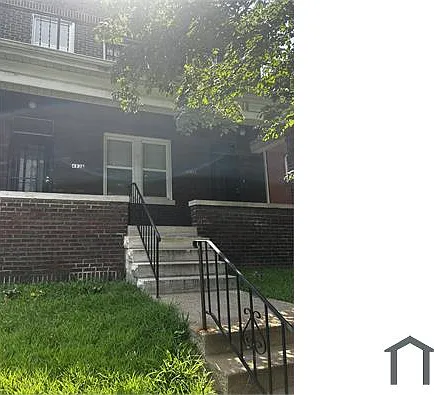 4836 Farlin Ave #2 — Photo 2