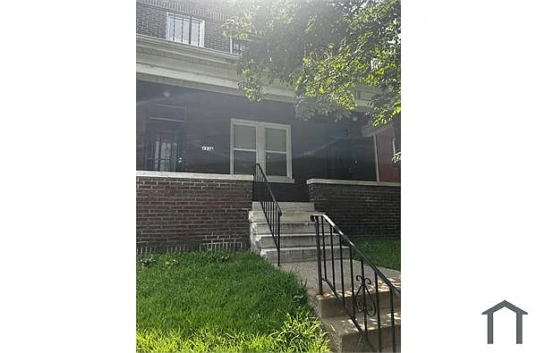 Building Photo - 4836 Farlin Ave #2