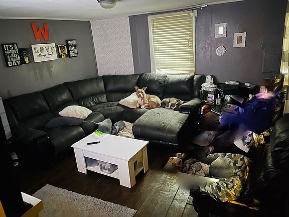 4th image of 481 Sm Roberson Dr