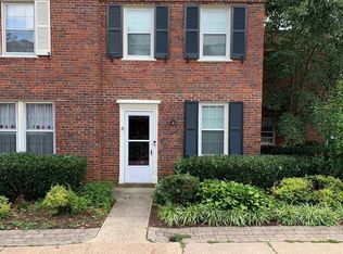 2700 13th Rd S APT 371, Arlington, VA 22204
