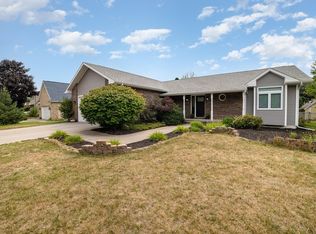1328 Crestwood Dr, Mount Pleasant, MI 48858