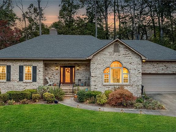 4th image of 5016 Meadow Hill Ct