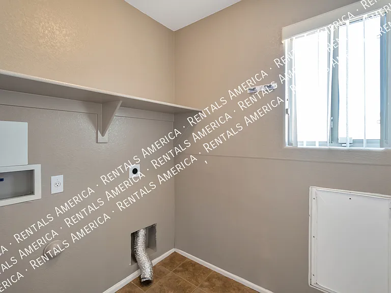 1028 E Dragon Fly Rd — Photo 19