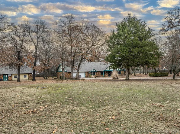 8939 N Crestwood Dr, Sperry, OK 74073