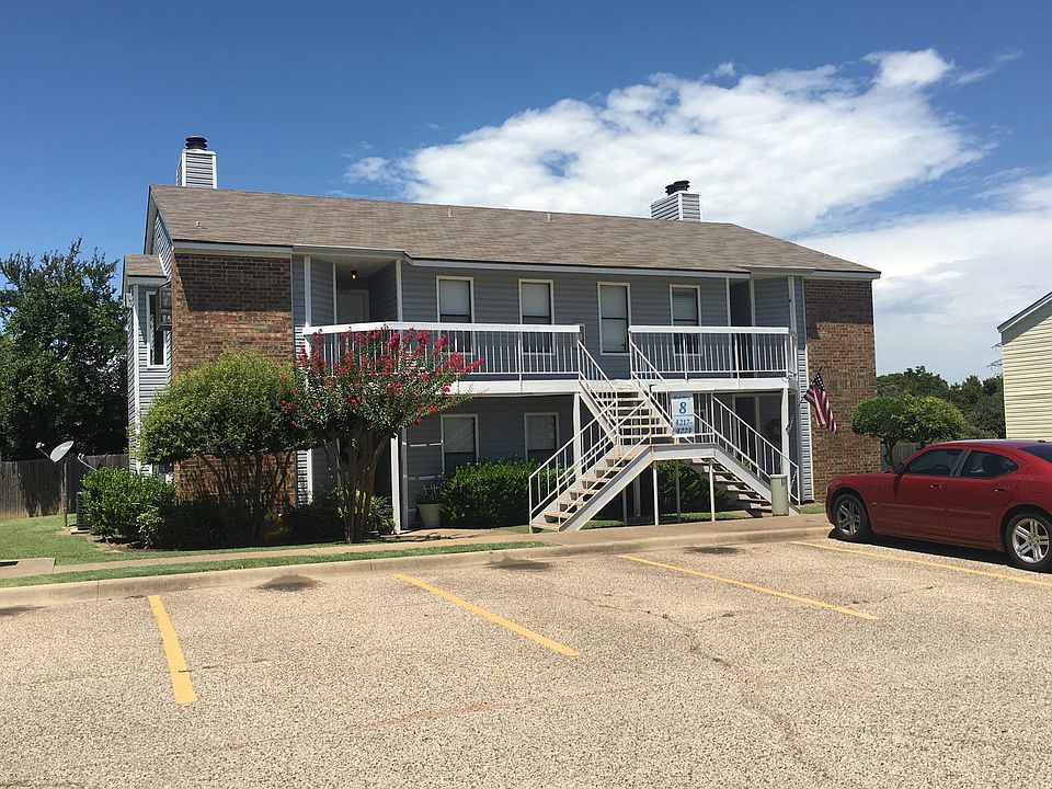 1st image of 4219 Lake Shore Villa Dr