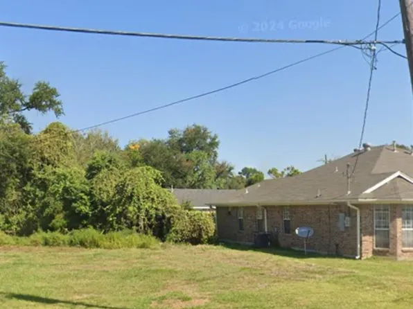 1055 Grant St, Beaumont, TX 77701