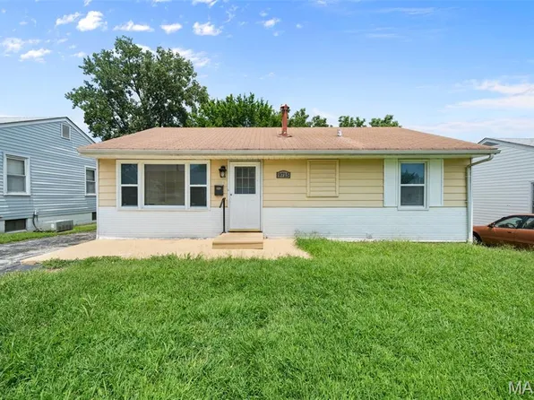 9715 Ridge Ave, Saint Louis, MO 63114