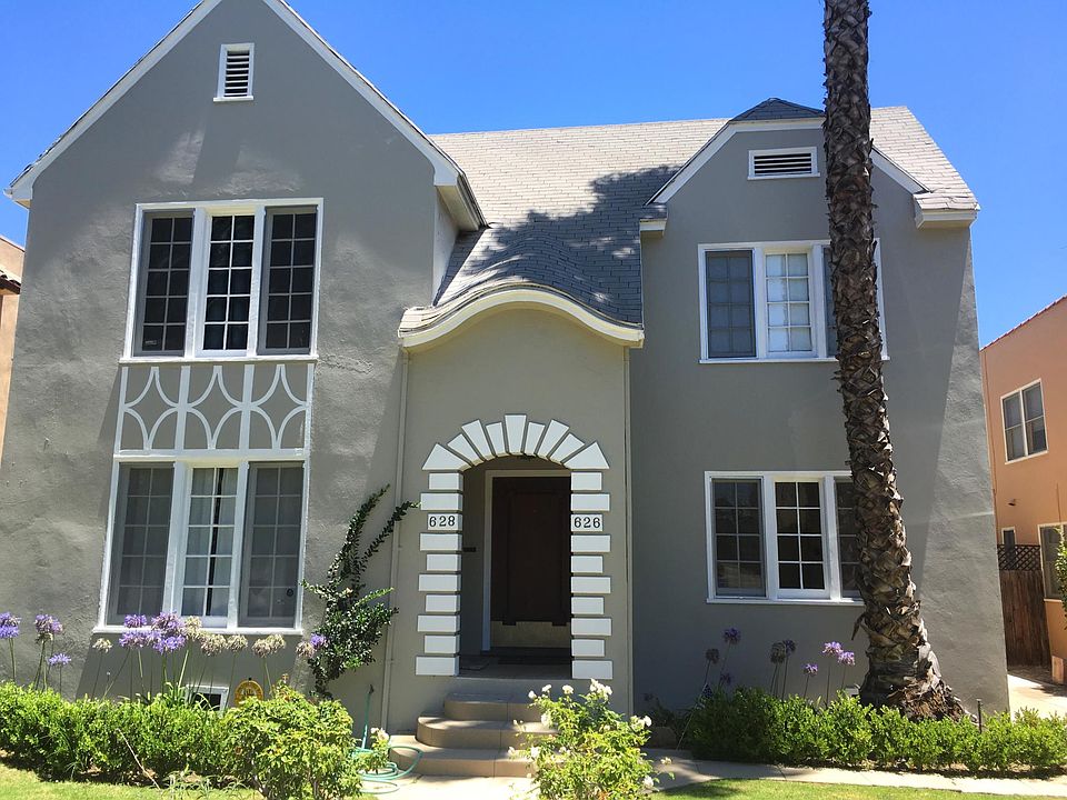 1st image of 626 N Beachwood Dr