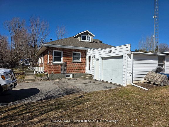 2nd image of 3989 McIntosh St