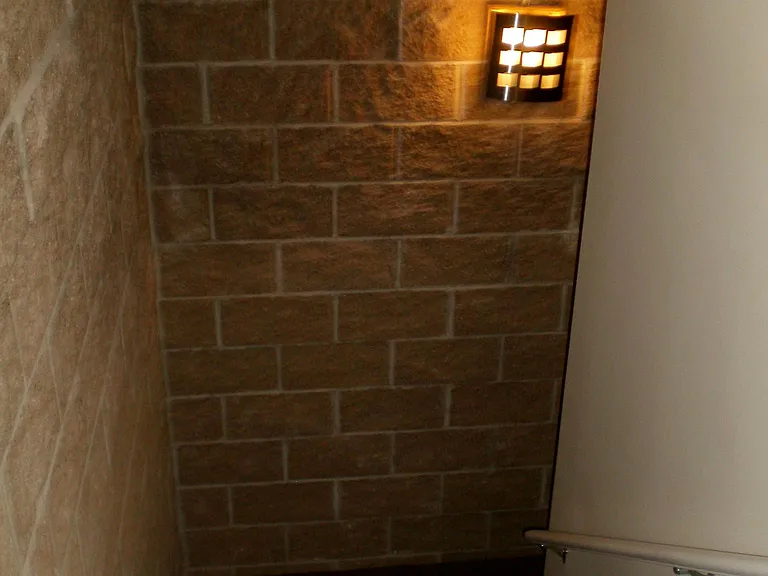 Enclosed Entry