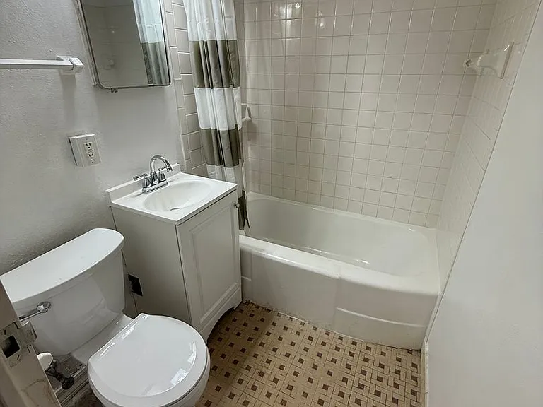 Sixteen53 Prospect Avenue — Photo 36