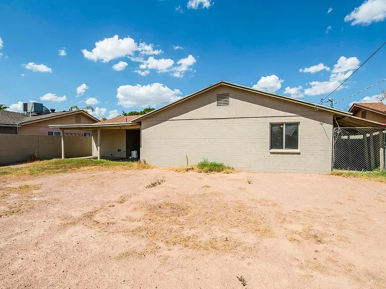 1535 W Capri Ave — Photo 19