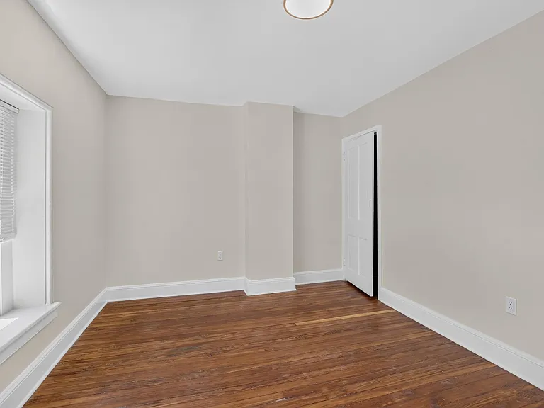 6347 McCallum St #2 — Photo 13