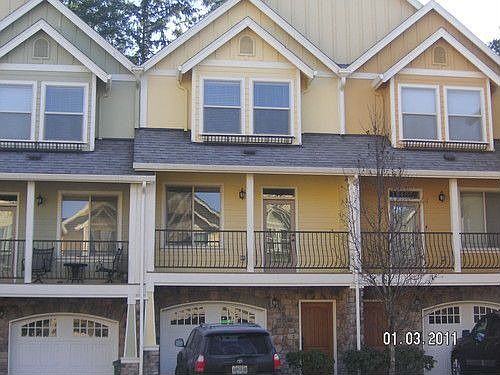 2nd image of 1922 NE 49th Way