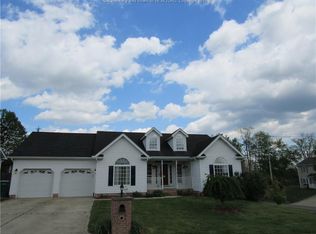 142 Jamestown Way, Hurricane, WV 25526