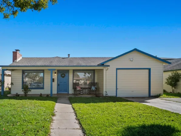 208 Diablo Dr, Salinas, CA 93906