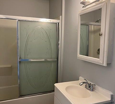5th image of 96 Greenwich Ave Floor 3