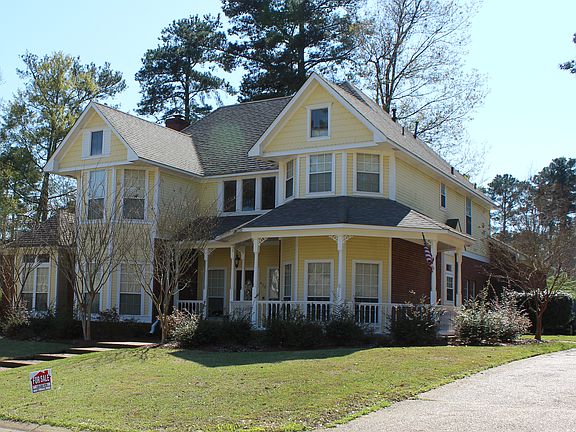 3rd image of 430 Fox Bay Dr