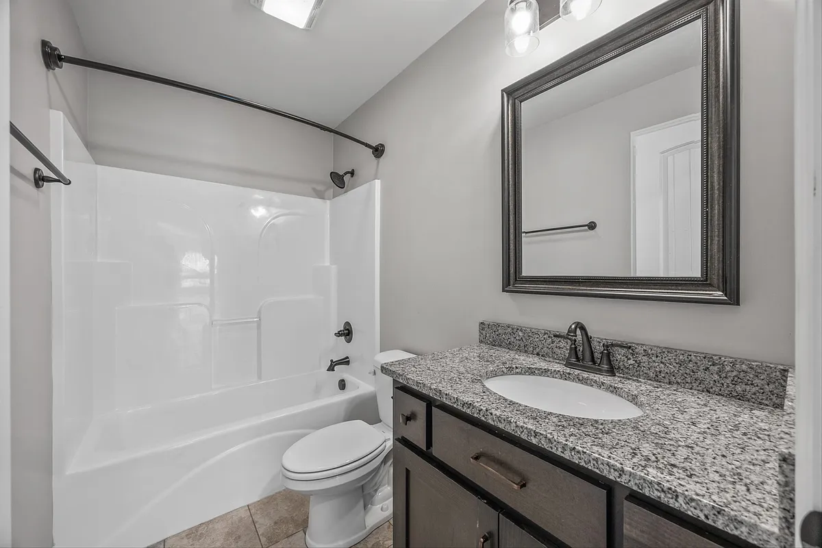 Building Photo - 17050 Stonegate Dr